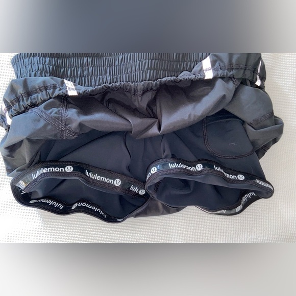 Women’s LULULEMON ATHLETICA Light Up skort size 6 - Picture 11 of 16
